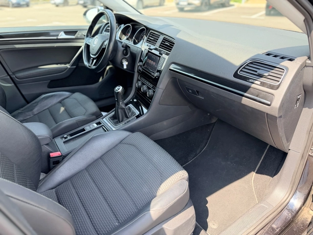 VW Golf 2.0TDi-4Motion-сервизна история, лизинг - автомобили, коли, обяви за нови и употребявани 12