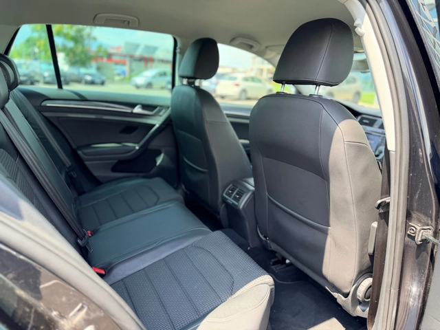 VW Golf 2.0TDi-4Motion-сервизна история, лизинг - автомобили, коли, обяви за нови и употребявани 13