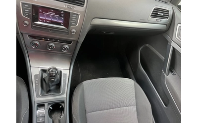 VW Golf 1.4i TGI-фабричен - автомобили, коли, обяви за нови и употребявани 10