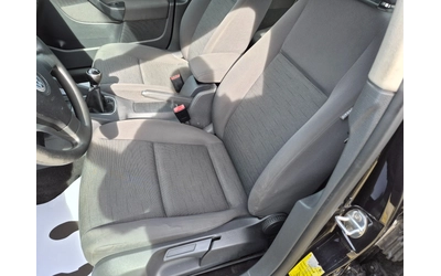 VW Golf 1.9 TDI - автомобили, коли, обяви за нови и употребявани 9