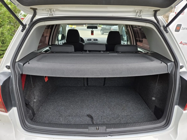 VW Golf 1.6i-102кс= ГАЗ* LANDI RENZO* = АВТОПИЛОТ= НАВИ - автомобили, коли, обяви за нови и употребявани 9