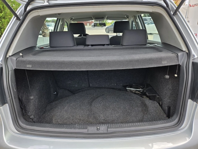 VW Golf 2.0TDI-140кс= 6СКОРОСТИ= НАВИ= ПАРКТРОНИК - автомобили, коли, обяви за нови и употребявани 9