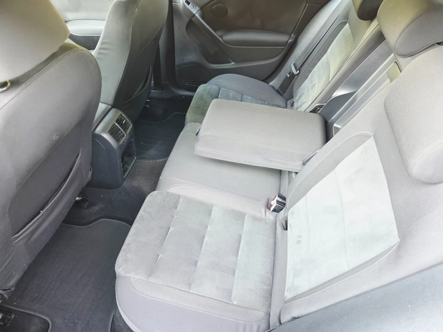 VW Golf 2, 000TDI EURO5 - автомобили, коли, обяви за нови и употребявани 10