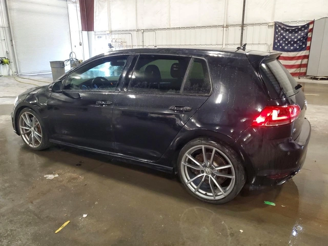 VW Golf R - автомобили, коли, обяви за нови и употребявани 1