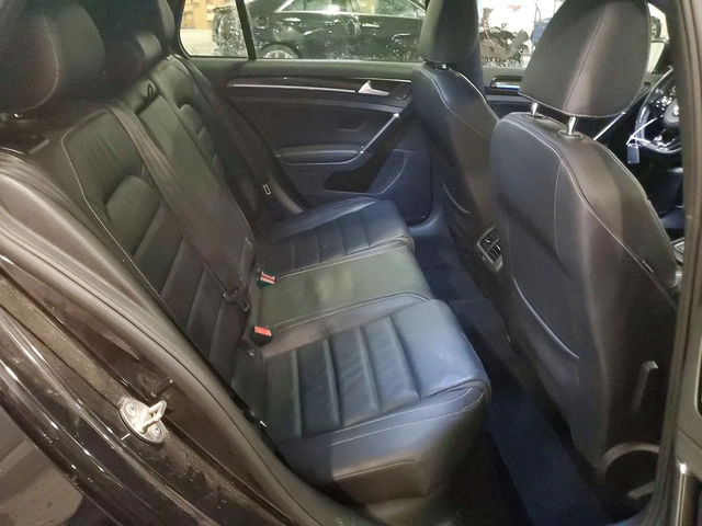 VW Golf R - автомобили, коли, обяви за нови и употребявани 9