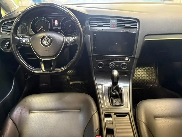 VW Golf Камера* КОЖА* подгрев* CARFAX* КРАЙНА ЦЕНА - автомобили, коли, обяви за нови и употребявани 8
