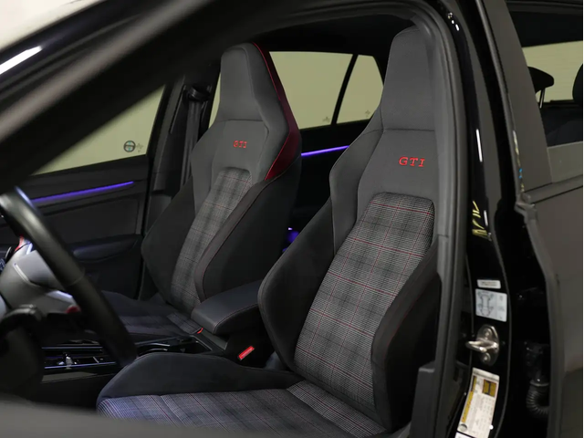 VW Golf GTI AUTOBAHN | CARPLAY Front Wheel Drive - автомобили, коли, обяви за нови и употребявани 12