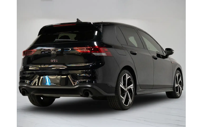 vw-golf-gti-autobahn-carplay-front-wheel-drive - 3