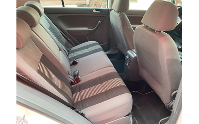 VW Golf Plus 1.6 БЕНЗИН-ГАЗ 102к.с. - автомобили, коли, обяви за нови и употребявани 12