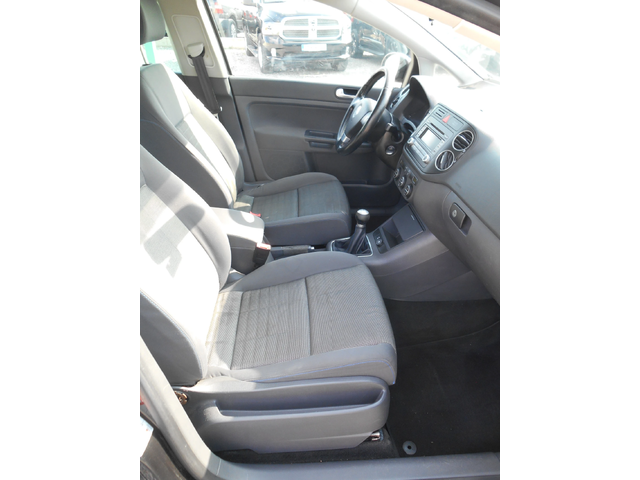 VW Golf Plus 1.6i* 102* k.c* GAZ* - автомобили, коли, обяви за нови и употребявани 10