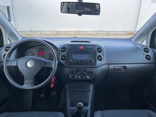 VW Golf Plus 1.4i-75к.с./Климатик/ 138 000км/ Топ състояние - автомобили, коли, обяви за нови и употребявани 14