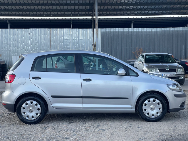 VW Golf Plus 1.4i-75к.с./Климатик/ 138 000км/ Топ състояние - автомобили, коли, обяви за нови и употребявани 6