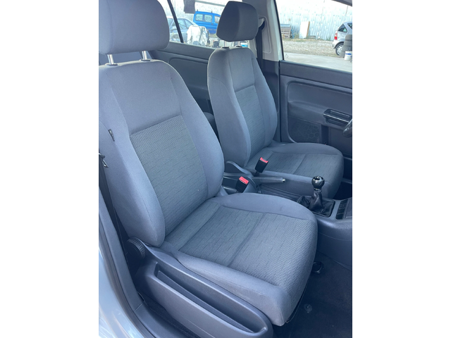 VW Golf Plus 1.4i-75к.с./Климатик/ 138 000км/ Топ състояние - автомобили, коли, обяви за нови и употребявани 9