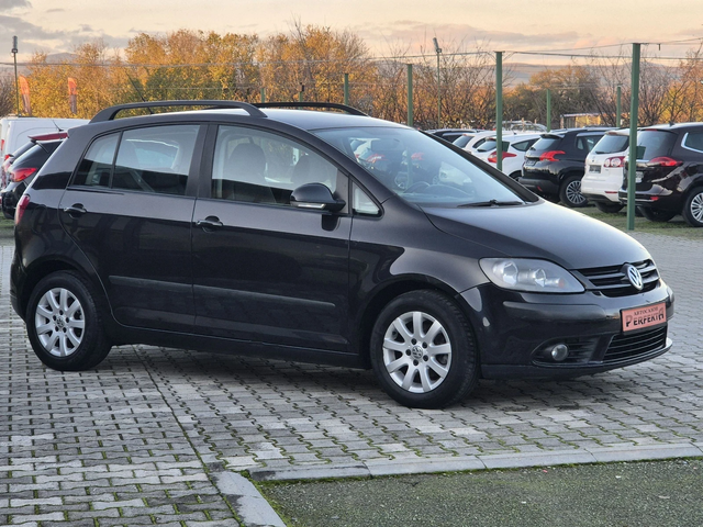 VW Golf Plus 1.6 бензин - автомобили, коли, обяви за нови и употребявани 5