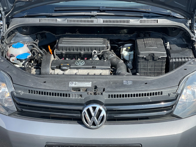 VW Golf Plus 1.4i - автомобили, коли, обяви за нови и употребявани 16