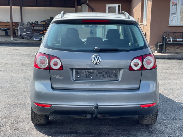 VW Golf Plus 1.4i - автомобили, коли, обяви за нови и употребявани 5