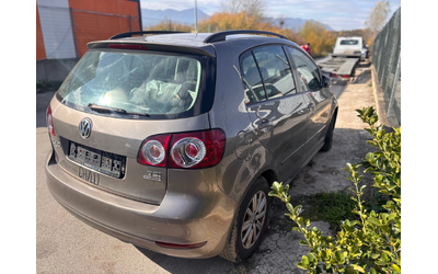 VW Golf Plus Turbo - автомобили, коли, обяви за нови и употребявани 6