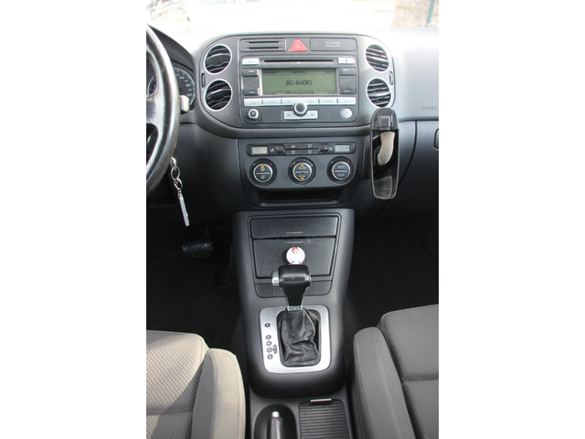 VW Golf Plus 2.0 TDI DSG AUTOMATIC С РЕГИСТРАЦИЯ - автомобили, коли, обяви за нови и употребявани 10