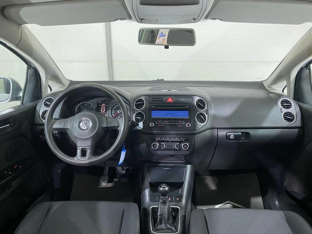 VW Golf Plus 1.6 TDI - автомобили, коли, обяви за нови и употребявани 7