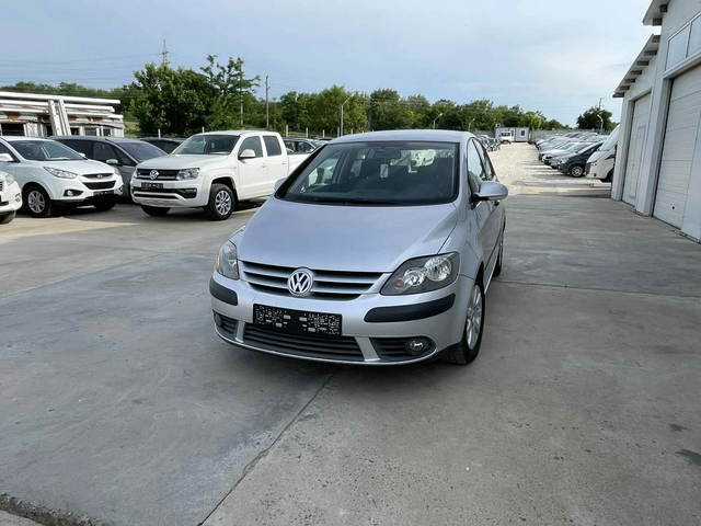 VW Golf Plus 1.6i 102k.c * 145000km* UNIKAT* - автомобили, коли, обяви за нови и употребявани 0