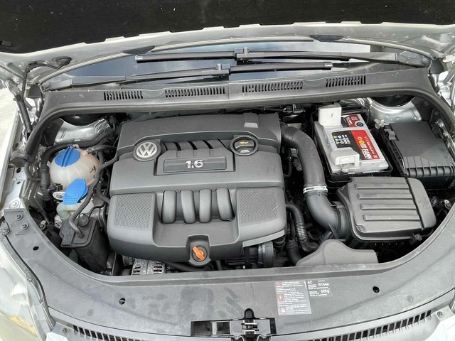 VW Golf Plus 1.6i 102k.c * 145000km* UNIKAT* - автомобили, коли, обяви за нови и употребявани 16