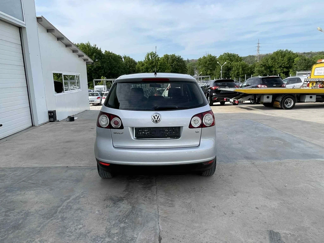 VW Golf Plus 1.6i 102k.c * 145000km* UNIKAT* - автомобили, коли, обяви за нови и употребявани 4