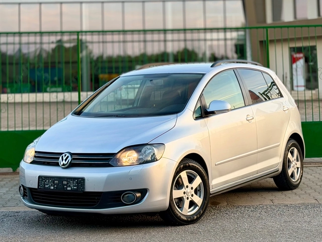 VW Golf Plus 1.6TDi~105hp~АВТОМАТ~170000км!!! - автомобили, коли, обяви за нови и употребявани 0