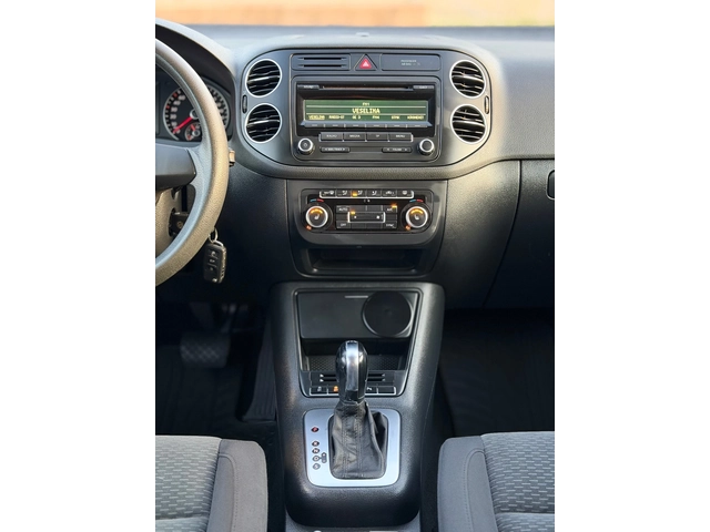 VW Golf Plus 1.6TDi~105hp~АВТОМАТ~170000км!!! - автомобили, коли, обяви за нови и употребявани 11
