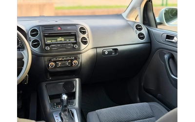 VW Golf Plus 1.6TDi~105hp~АВТОМАТ~170000км!!! - автомобили, коли, обяви за нови и употребявани 12