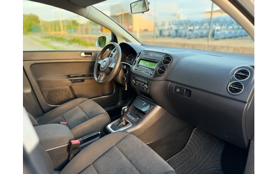 VW Golf Plus 1.6TDi~105hp~АВТОМАТ~170000км!!! - автомобили, коли, обяви за нови и употребявани 13