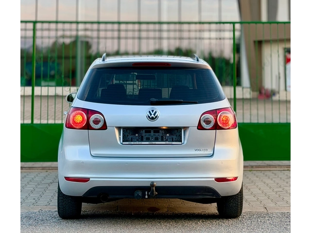 VW Golf Plus 1.6TDi~105hp~АВТОМАТ~170000км!!! - автомобили, коли, обяви за нови и употребявани 5