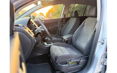 VW Golf Plus 1.6TDi~105hp~АВТОМАТ~170000км!!! - автомобили, коли, обяви за нови и употребявани 9