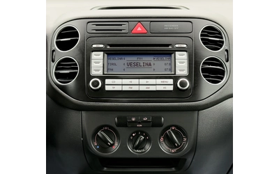 VW Golf Plus 1.9TDi 90hp - автомобили, коли, обяви за нови и употребявани 13
