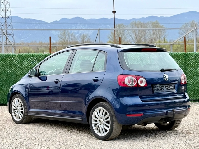 VW Golf Plus 1.6TDi FACELIFT - автомобили, коли, обяви за нови и употребявани 4