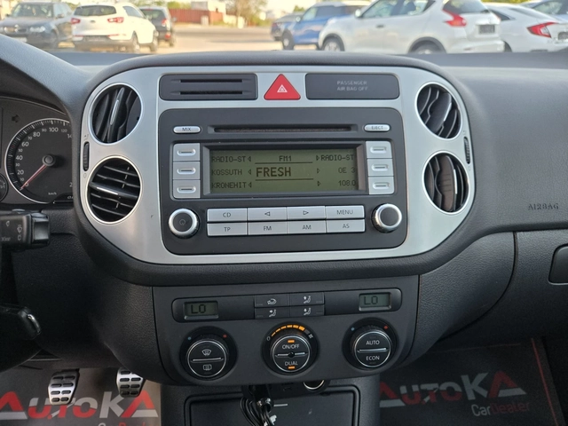 VW Golf Plus CROSS= 1.9TDI-105кс= КЛИМАТРОНИК - автомобили, коли, обяви за нови и употребявани 15