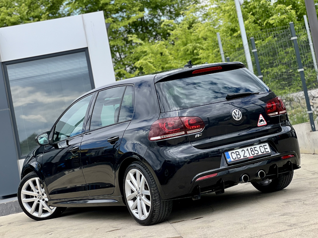 VW Golf R-LINE / 2.0TDI / СЕРВИЗНА ИСТОРИЯ / ОБСЛУЖЕН - автомобили, коли, обяви за нови и употребявани 5