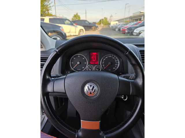 VW Golf Variant - автомобили, коли, обяви за нови и употребявани 7