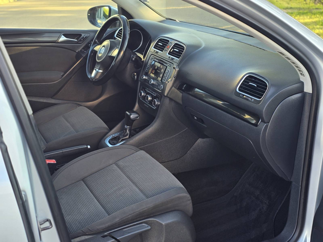 VW Golf VI 2.0TDI - автомобили, коли, обяви за нови и употребявани 6