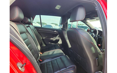 VW GTI 2 L 4 Front-wheel Drive - автомобили, коли, обяви за нови и употребявани 10