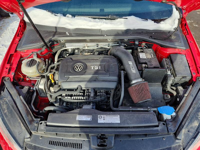 VW GTI 2 L 4 Front-wheel Drive - автомобили, коли, обяви за нови и употребявани 11