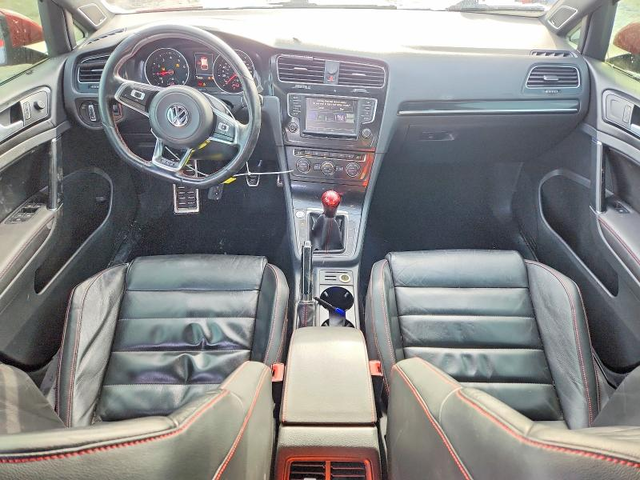 VW GTI 2 L 4 Front-wheel Drive - автомобили, коли, обяви за нови и употребявани 8