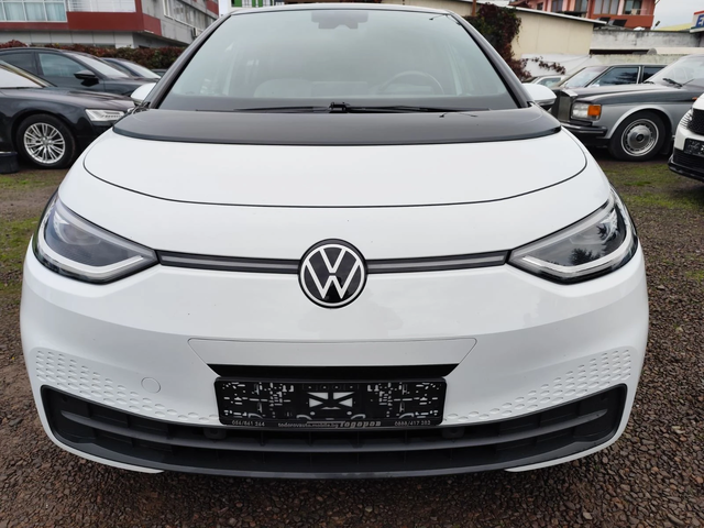 VW ID.3 Pro Performance - автомобили, коли, обяви за нови и употребявани 0