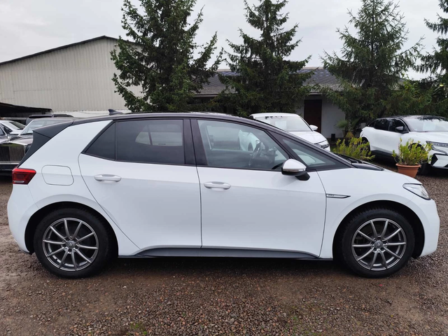 VW ID.3 Pro Performance - автомобили, коли, обяви за нови и употребявани 7