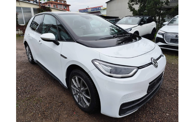 VW ID.3 Pro Performance - автомобили, коли, обяви за нови и употребявани 8