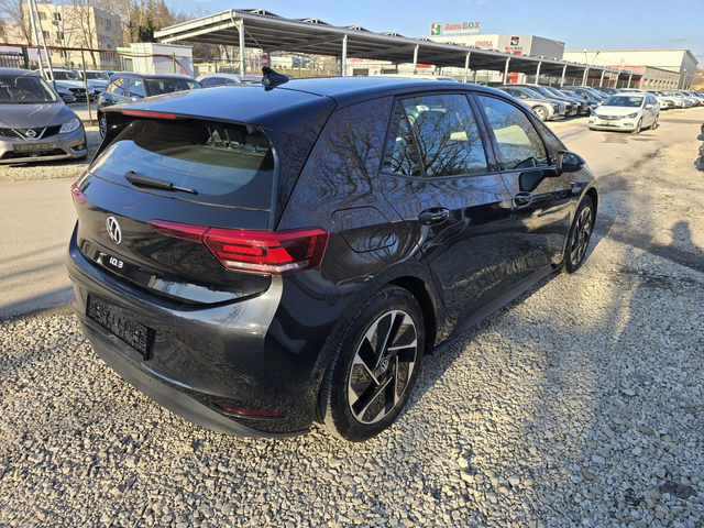 VW ID.3 PRO 150KW 62KWH Самопаркиране Гаранция Лизинг - автомобили, коли, обяви за нови и употребявани 4