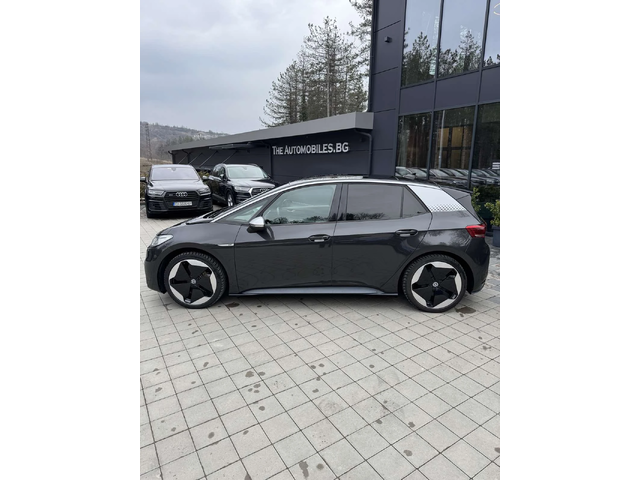 VW ID.3 - автомобили, коли, обяви за нови и употребявани 2