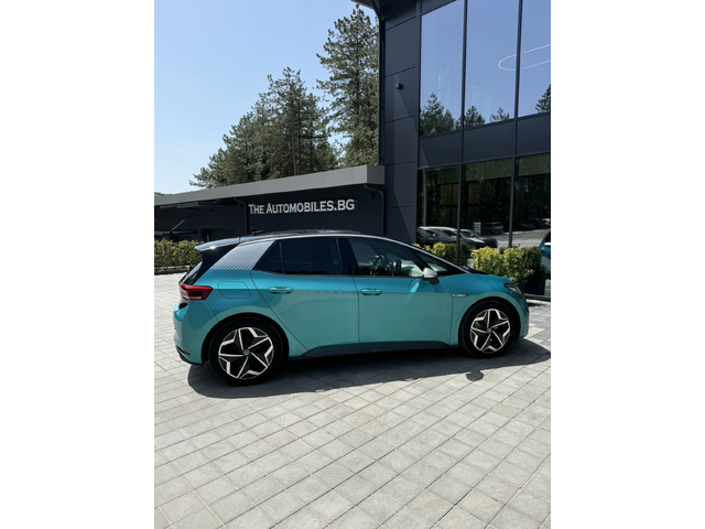 VW ID.3 - автомобили, коли, обяви за нови и употребявани 8