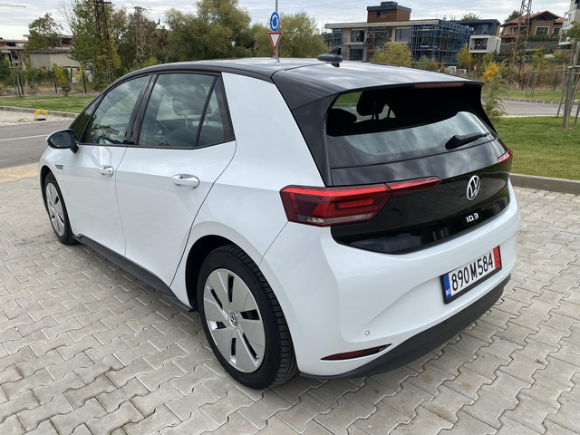VW ID.3 Pro Performance 62 kWh (204 кс) - автомобили, коли, обяви за нови и употребявани 6