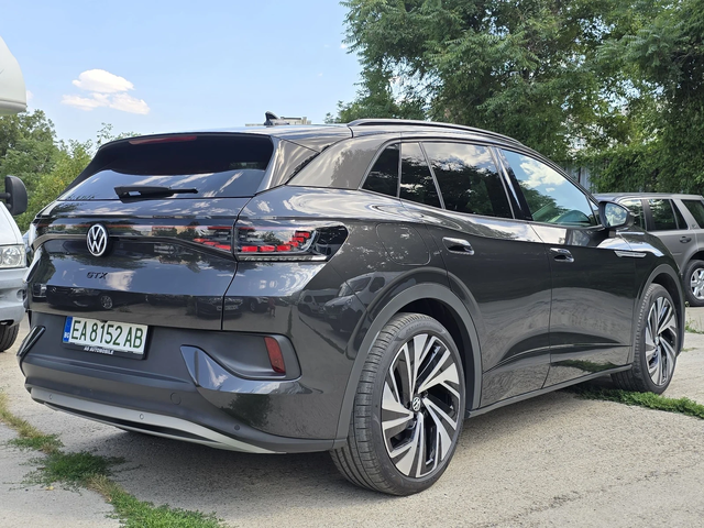 VW ID.4 GTX - автомобили, коли, обяви за нови и употребявани 4