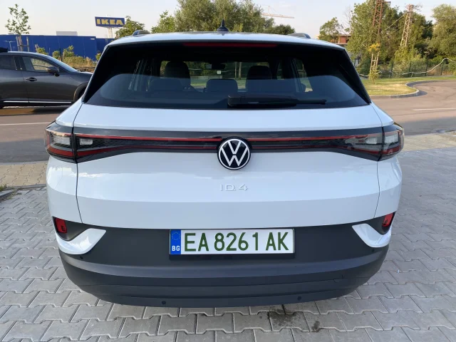 VW ID.4 SOH 93.18% - автомобили, коли, обяви за нови и употребявани 5